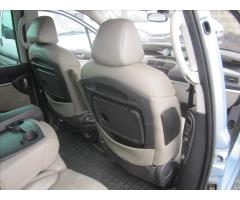 Peugeot 807 2.2HDi aut. KLIMA - 20