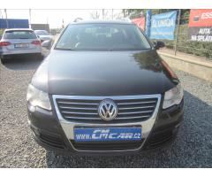 VW Passat 2,0Tdi DSG 140kW Elegance Variant 1 MAJ ČR