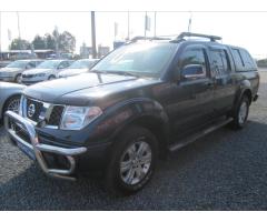 Nissan Navara Double Cab 2.5dCi 4WD, aut. KLIMA - 1