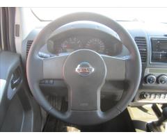 Nissan Navara Double Cab 2.5dCi 4WD, aut. KLIMA - 8