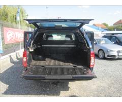 Nissan Navara Double Cab 2.5dCi 4WD, aut. KLIMA - 32