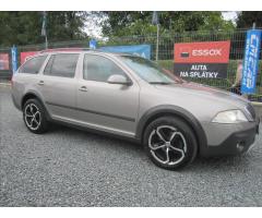 Škoda Octavia Combi 2.0TDi 4x4 Scout - 12