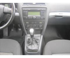 Škoda Octavia Combi 2.0TDi 4x4 Scout - 17