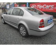 Škoda Superb 2.8i V6 Elegance Tiptronic - 6