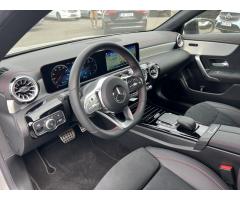 Mercedes-Benz CLA CLA 200d Shooting Brake - 9