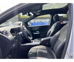 Mercedes-Benz GLA GLA 200d 4MATIC - 14