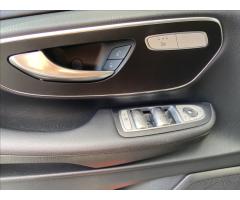 Mercedes-Benz Třídy V 2,2 d Long Automat  Navi,LED - 11