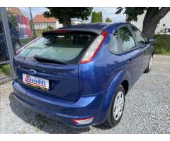 Ford Focus 1,6 i  Klimatizace,2x Pneu - 6