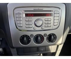 Ford Focus 1,6 i  Klimatizace,2x Pneu - 16
