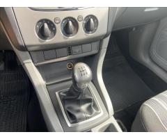 Ford Focus 1,6 i  Klimatizace,2x Pneu - 19