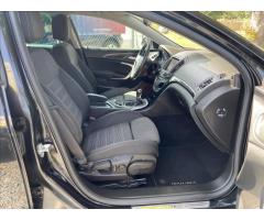 Opel Insignia 2,0 CDTi  Serviska,Kamera,AC - 25