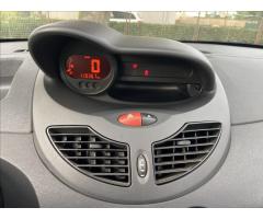 Renault Twingo 1,2 i  Serviska,ABS,Isofix - 15