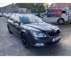 Škoda Octavia 1,4 TSi Elegance  Serviska,T.Z - 8