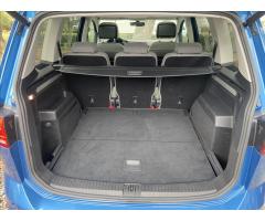 Volkswagen Touran 2,0 TDi  Panorama,Navigace,LED - 35