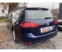 Volkswagen Golf 1,6 TDi  Serviska,Tempomat - 4