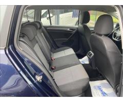 Volkswagen Golf 1,6 TDi  Serviska,Tempomat - 27