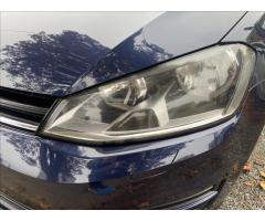 Volkswagen Golf 1,6 TDi  Serviska,Tempomat - 33