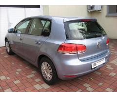 Volkswagen Golf 1,6 102PS  VI Trendline - 10