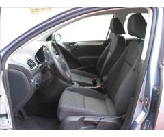 Volkswagen Golf 1,6 102PS  VI Trendline - 12