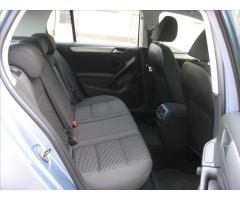 Volkswagen Golf 1,6 102PS  VI Trendline - 19