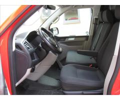 Volkswagen Transporter 2,0 TDI 150PS  L2H1 DSG Dílna - 12