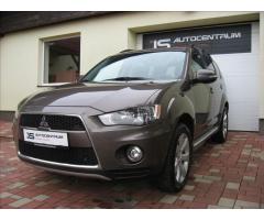 Mitsubishi Outlander 2,2 DI-D 140PS  Nomad 4x4 - 1