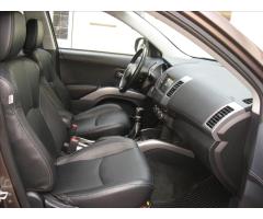 Mitsubishi Outlander 2,2 DI-D 140PS  Nomad 4x4 - 16