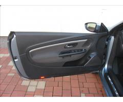 Volkswagen EOS 2,0 140PS  Business - 18