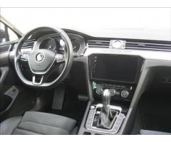 Volkswagen Passat 2,0 TSI 272PS  Highline DSG 4x4 - 23