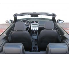 Volkswagen EOS 2,0 TDI 140PS  Business - 33