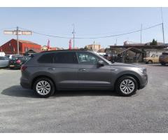 Volkswagen Touareg 3.0 TDI 170kW Tiptronic 4x4 1- - 7