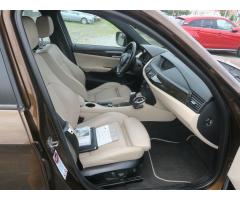 BMW X1 2.0D xDrive 4x4 AUTOMAT PRAVID - 32