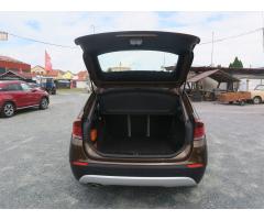 BMW X1 2.0D xDrive 4x4 AUTOMAT PRAVID - 36