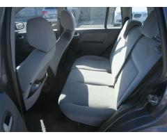 Ford Fusion 1.6 TDCi MÁLO KM SERVISKA - 22