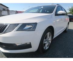 Škoda Octavia 2.0 TDI 110kW DSG Ambition Com - 9