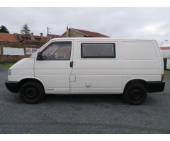 Volkswagen Transporter 3 MÍSTA, ZÁSUVKA NA 240V - 8