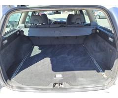 Volvo V70 2,0 T Kinetic - 14