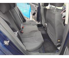 Volkswagen Passat 2,0 TDI COMFORTLINE - 7