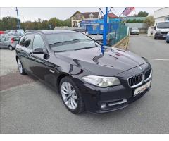 BMW Řada 5 518d Touring - 3