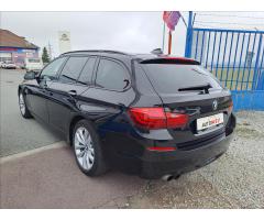 BMW Řada 5 518d Touring - 5