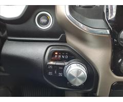 Dodge RAM 1500 5,7 HEMI Laramie LPG 1.MAJITEL - 17