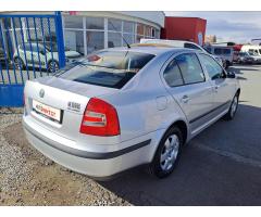 Škoda Octavia 1,6 FSI Elegance KOUPENO CZ - 3