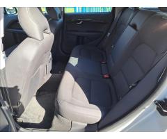 Volvo V70 2,0 T Kinetic KOUPENO CZ - 6