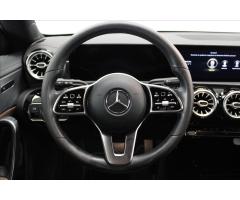 Mercedes-Benz CLA 2,0 CLA 200d 4M SB 1MAJ ČR DPH - 32