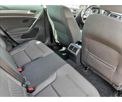 Volkswagen Golf VII 1.6 TDI Comfortline - 18