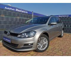 Volkswagen Golf Variant R-Line mHEV DSG Zlevněno o 16 000 Kč