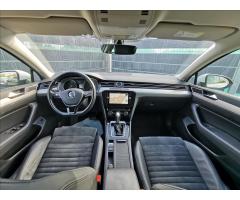 Volkswagen Passat Variant 2.0 TDI Highline DSG - 8