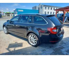 Škoda Octavia 2,0 TDI DSG Style 1.MAJITEL S.KNIHA - 8