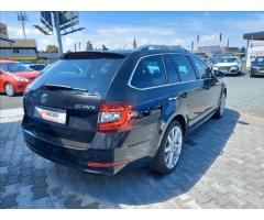 Škoda Octavia 2,0 TDI DSG Style 1.MAJITEL S.KNIHA - 9