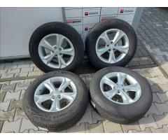 Land Rover Discovery Sport 2,0 TD4 AWD 7 MÍST S.KNIHA - 5